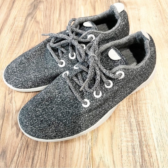 Allbirds Women's Wool Runners Sneakers - Picture 15 of 15